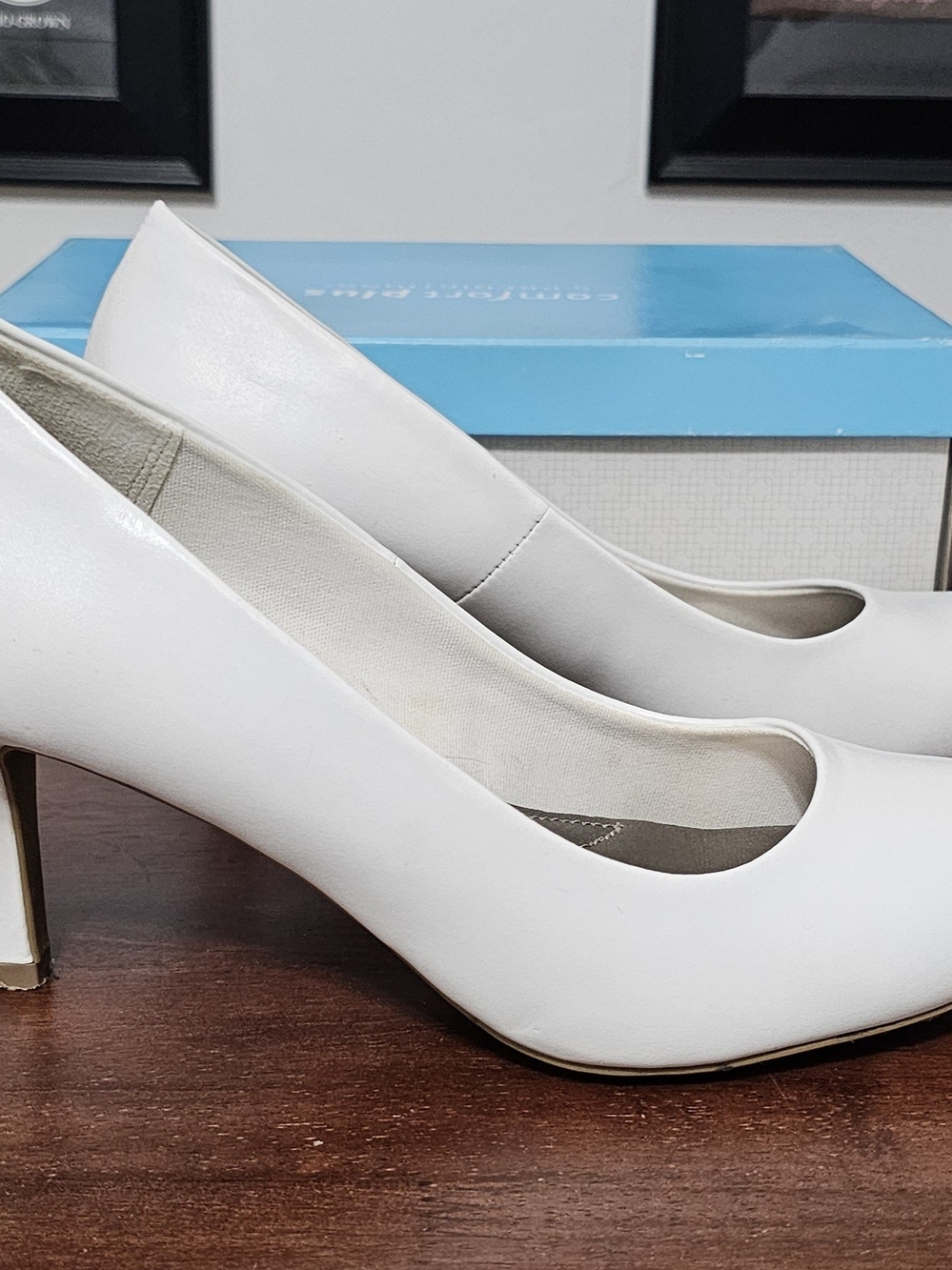 Predictions White Women's Mid-Heel Pumps